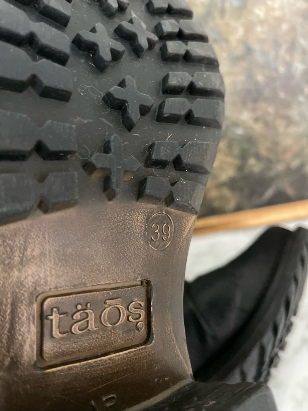 TAOS Ravelle Mid Boot Black Leather Slouchy Womens Size 8-8.5 - Picture 5 of 9